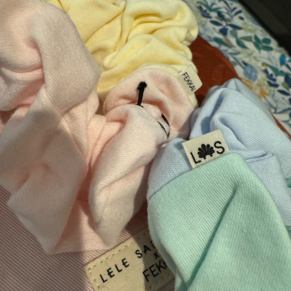 LELE SADOUGHI X FEKKAI large organic cotton scrunchy